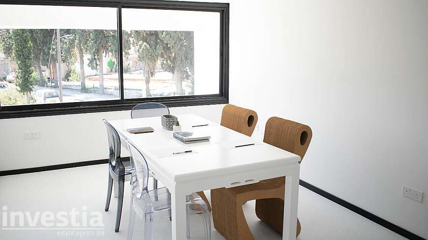 Office for rent/center
