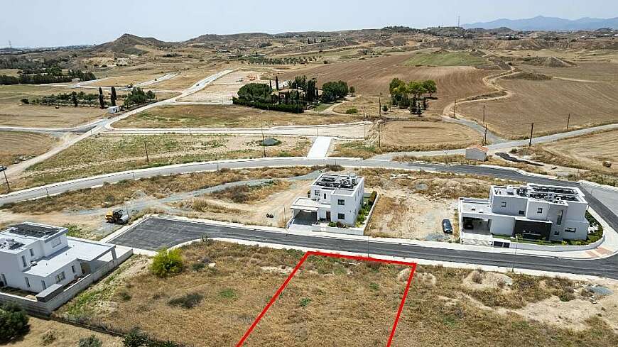 Residential plot under division in Latsia, Nicosia