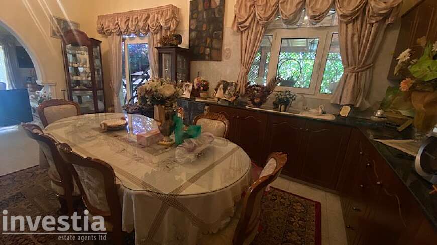 4 bdrm house for rent/Oroclini