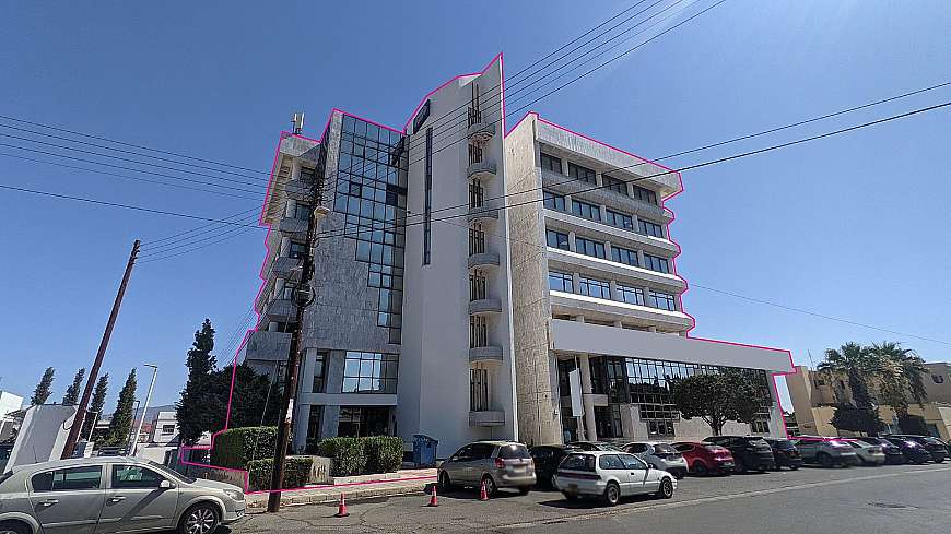 Commercial building in Agios Dometios, Nicosia