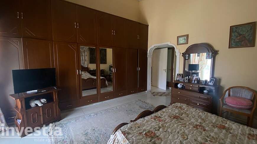4 bdrm house for rent/Oroclini