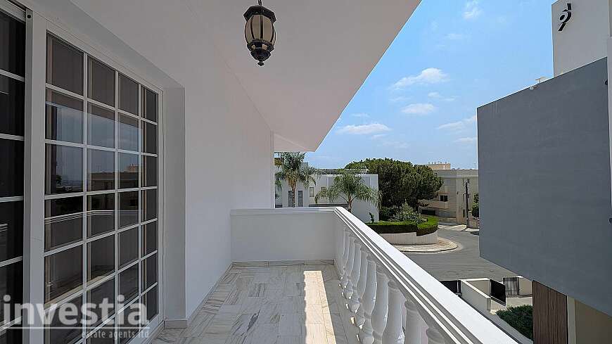 4 bdrm villa for sale/Limassol