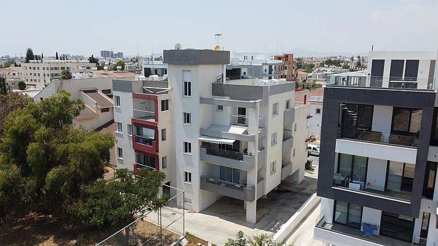 2 bdrm flat for sale/Kokkines