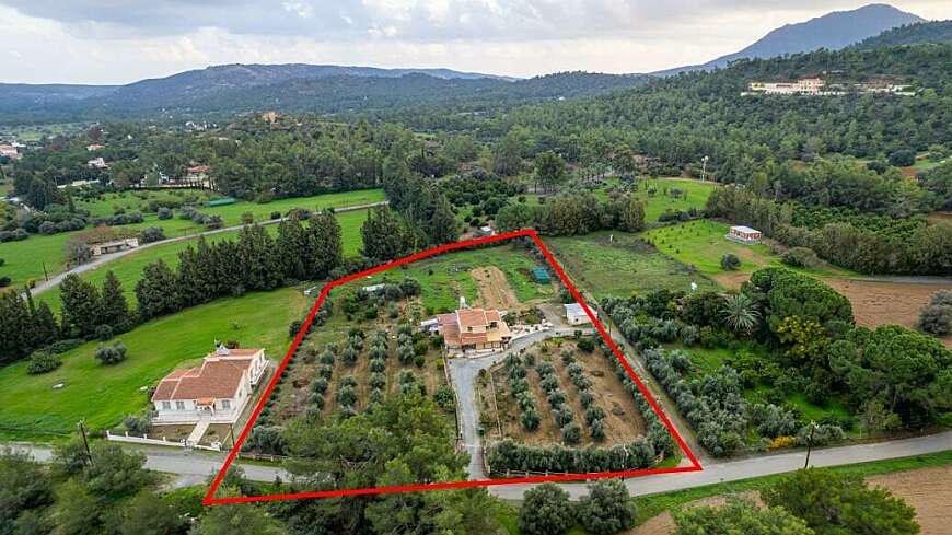 Two-storey house in a large field in Pyrga, Larnaca