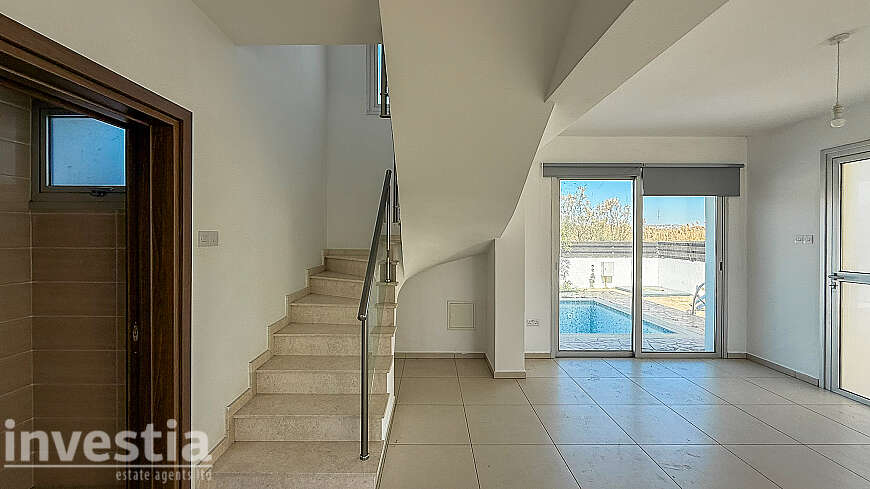 3 bdrm Houses for sale-off Dhekelia road,Pyla,Larnaca.