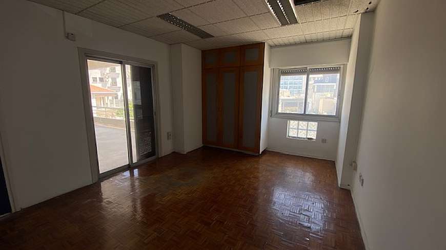 Office space for rent/Larnaca centre