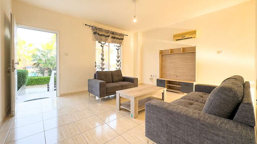 2 Bdrm maisonette/Oroclini