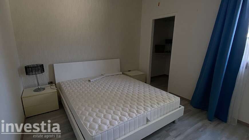 5 bdrm villa for rent/Pyla