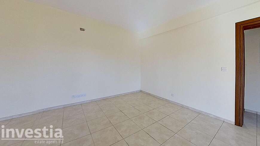 2 bdrm flat for sale/Limassol
