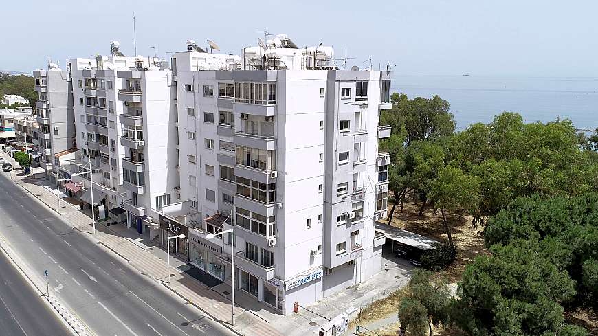 2-3 bedroom apt/Limassol.-Beachfront.