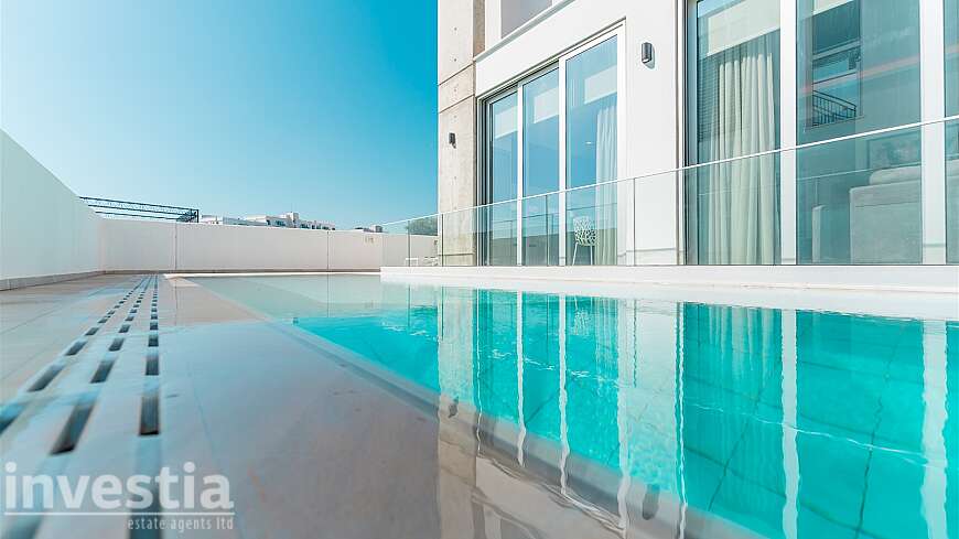 4 Bedroom Villa For Sale in Protaras