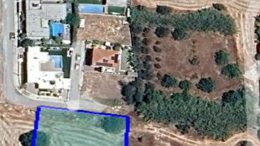 Land for sale/Livadhia,Larnaca.