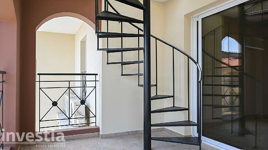 2 bdrm flats for sale/Kiti