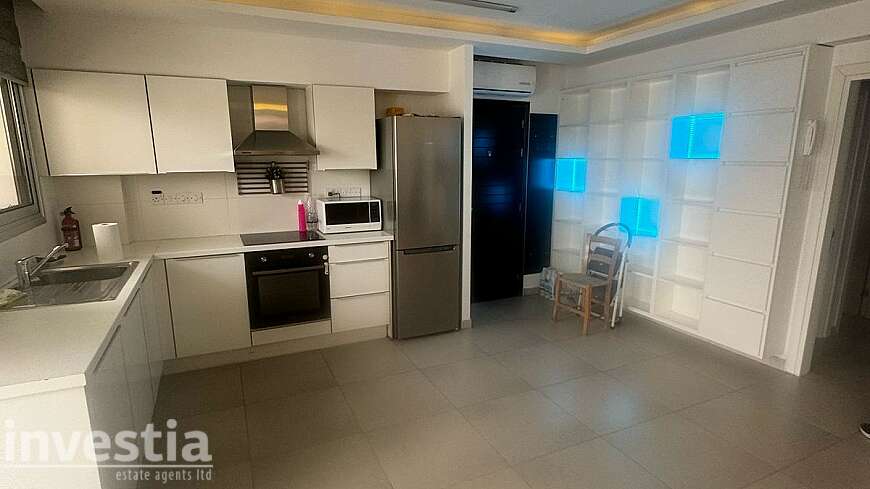 3 bdrm apt/center