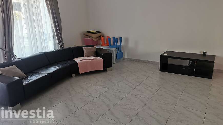 2 bdrm apt/Dhekelia rd