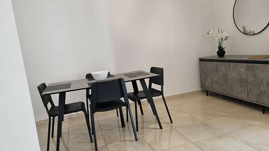 2 bdrm apartment /Larnaca centre