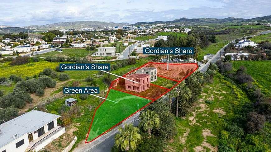 Shared residential field in Timi, Paphos