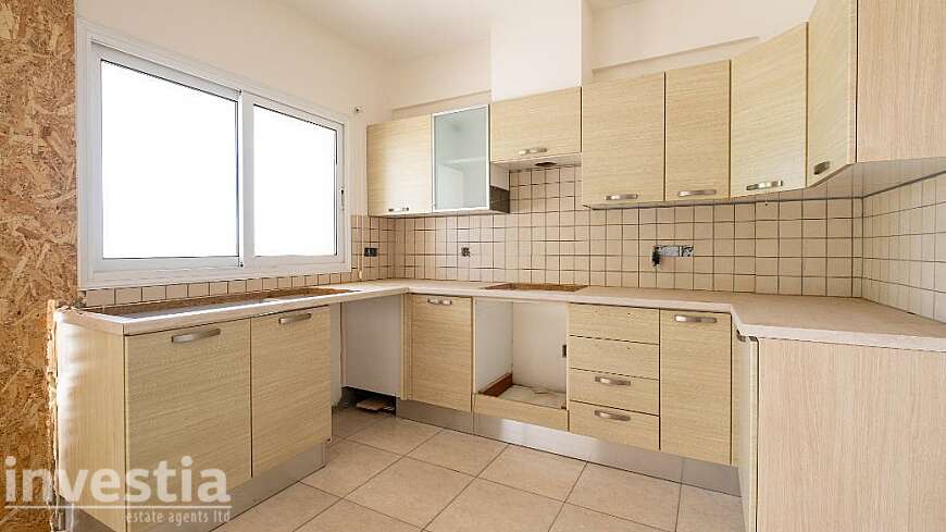 2 bdrm flats for sale/Mazotos