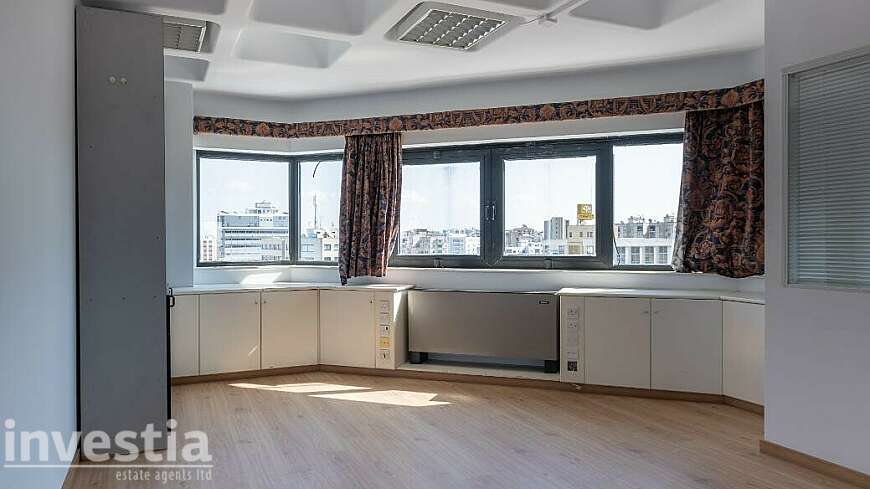 Office on the 5th floor in Agioi Omologites, Nicosia