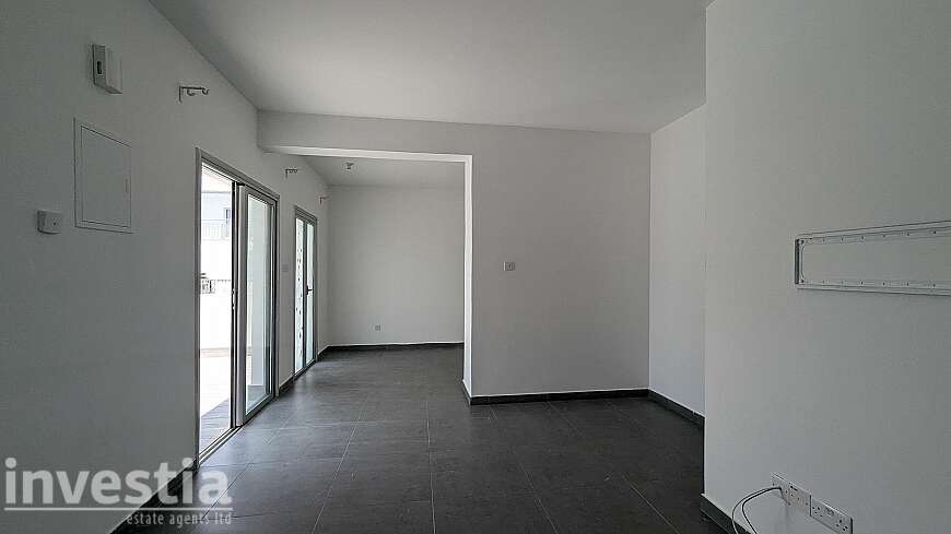 2 bdrm apartment for sale/Mazotos