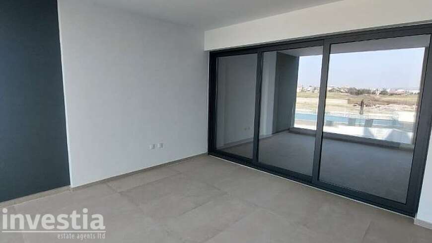 1 bdrm flat for sale/Dhekelia Road