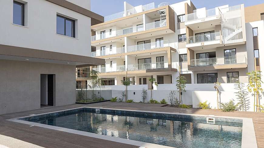 2 bdrm apartments for sale/Livadhia