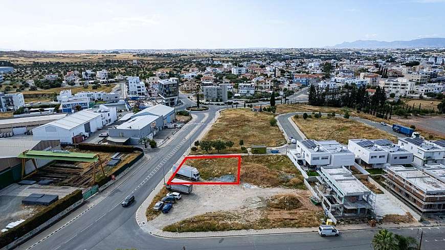 Residential plot in Latsia, Nicosia