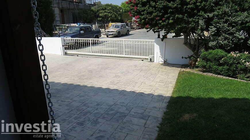 4 bdrm house/ Limassol