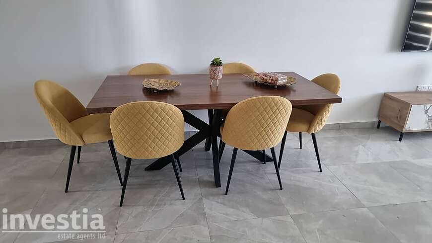 2 bdrm flat for rent/Livadhia