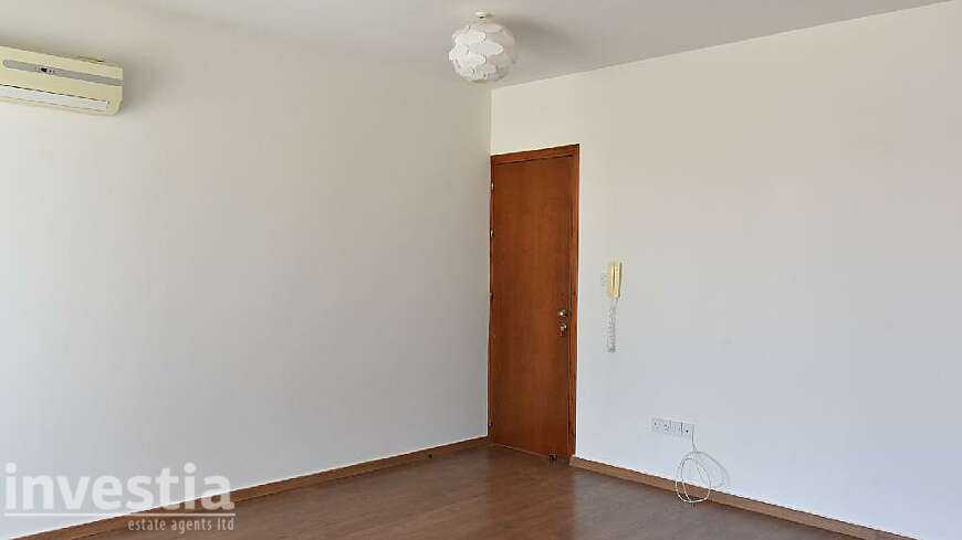 1 bdrm flat for sale/Oroclini