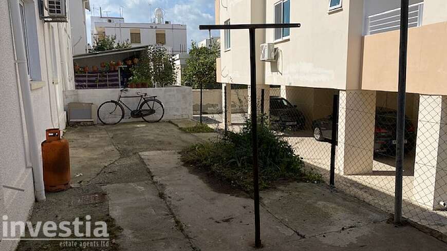 3 bdrm ground floor house for rent/Dhrosia