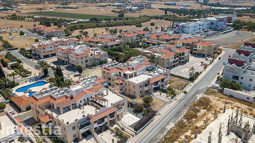 1 bdrm flats for sale/Pyla
