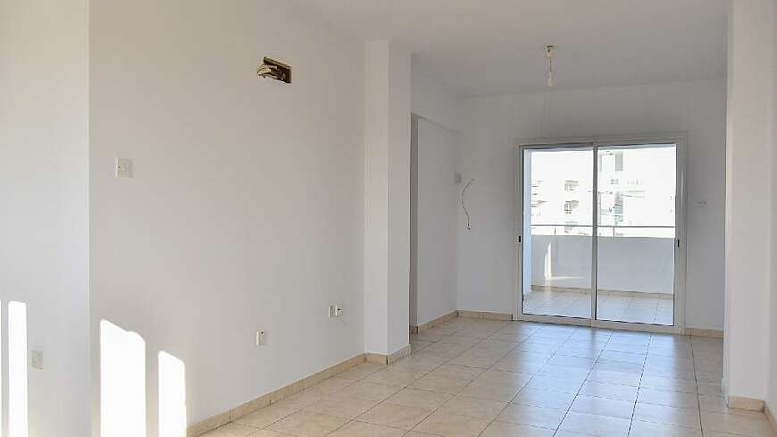 3 bdrm flat for sale/Sotiros area