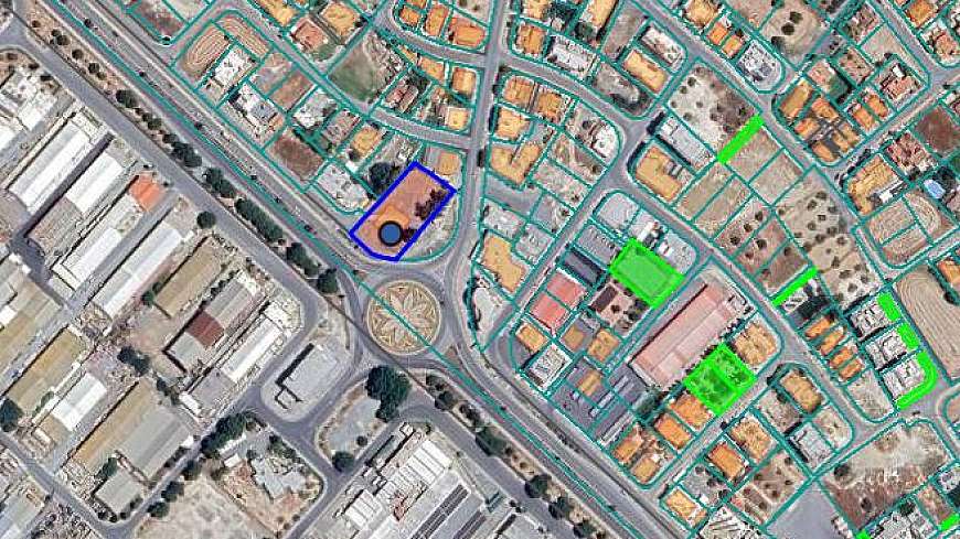 Prime Commercial Plot for Sale on Larnaca-Nicosia Main Road