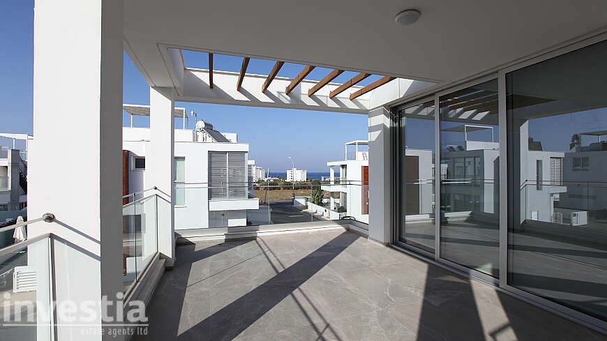 4 Bedroom Villa For Sale in Protaras