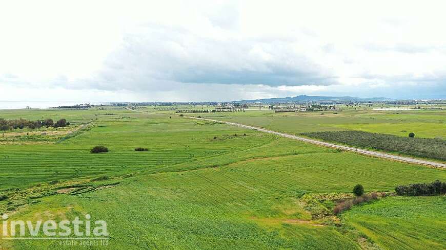 Beachfront land for sale/Softades