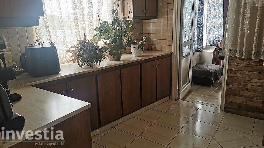3 bdrm apt/center
