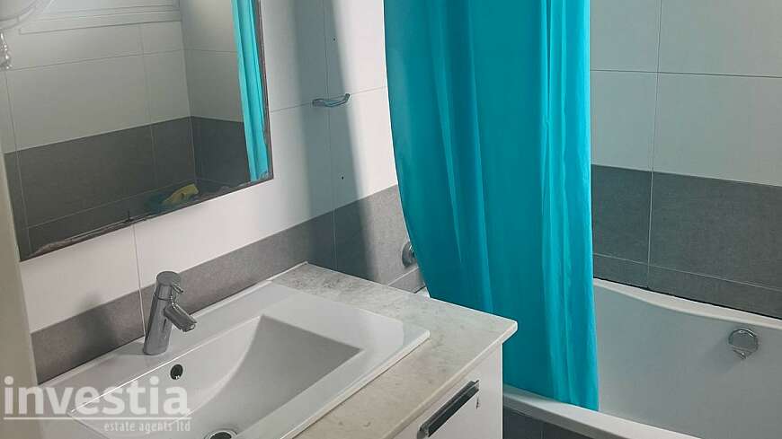 3 bdrm apt/center