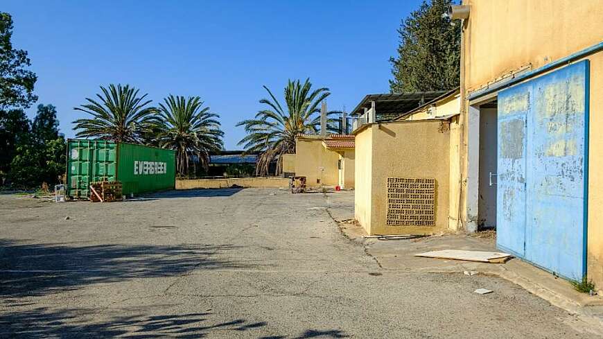 Industrial warehouse in Orounta, Nicosia