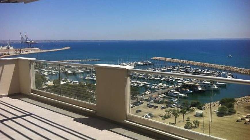 2 Bdrm Penthouse/ Phinikoudes Beach