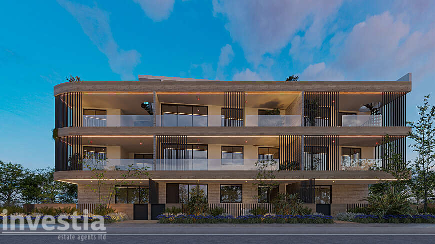 Modern Apartment in Vergina, Larnaka with Private Jacuzzi, Pool & Gym Access