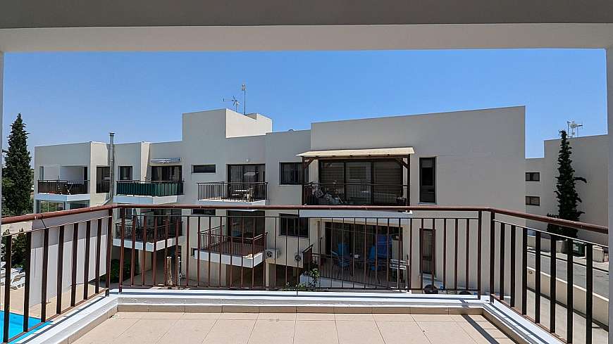 2 bdrm apartment for sale/Mazotos