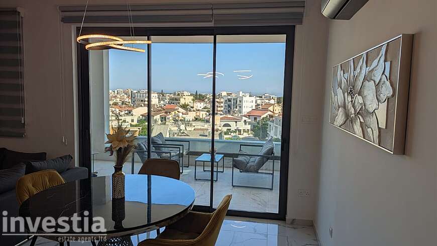 2 bdrm brand new penthouse/Dhrosia