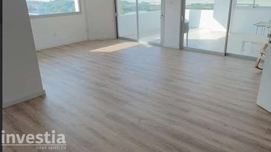 3 bdrm apt/Phaneromeni