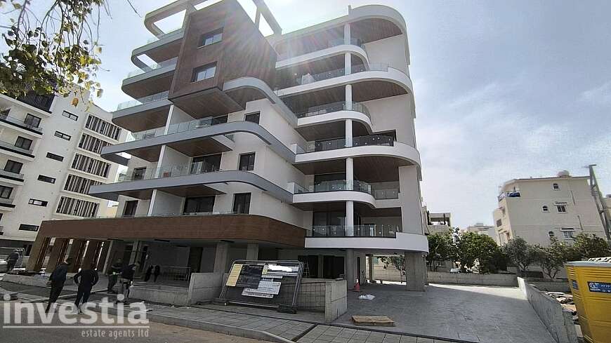 3 bdrm brand new apt/ Mackenzie
