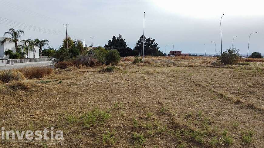 Plot for sale/Kiti