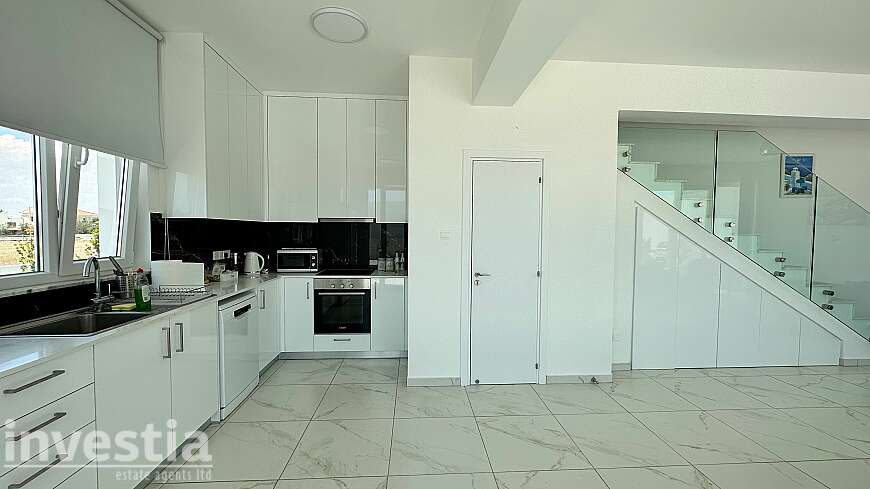 3 bdrm houses/Dhekelia rd