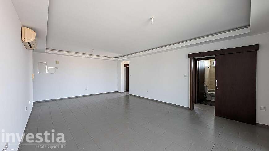 2 bdrm flat for sale/Meneou