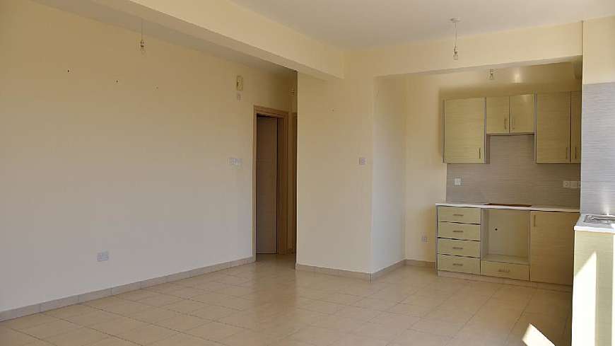 2 bdrm flat for sale/Kiti