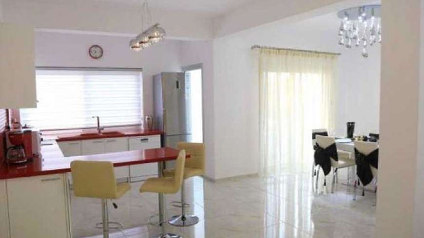 4 bdrm apartment for sale/Limassol